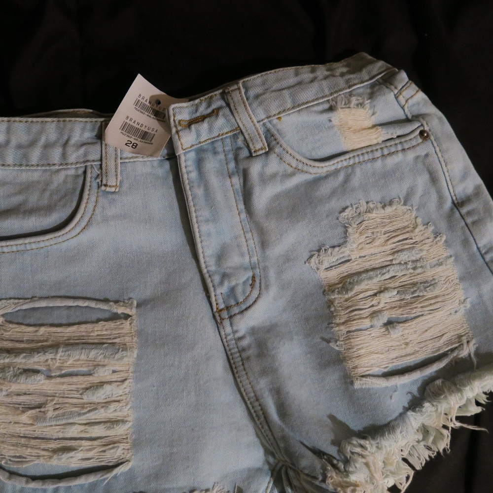 Brandy Melville shorts